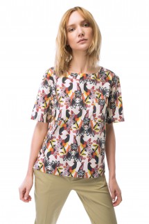 T-SHIRT W/FRONT PATCH POCKETS - CREAM
