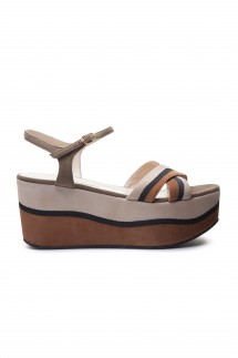 SUEDE WEDGE SANDALS - THREE-TONE